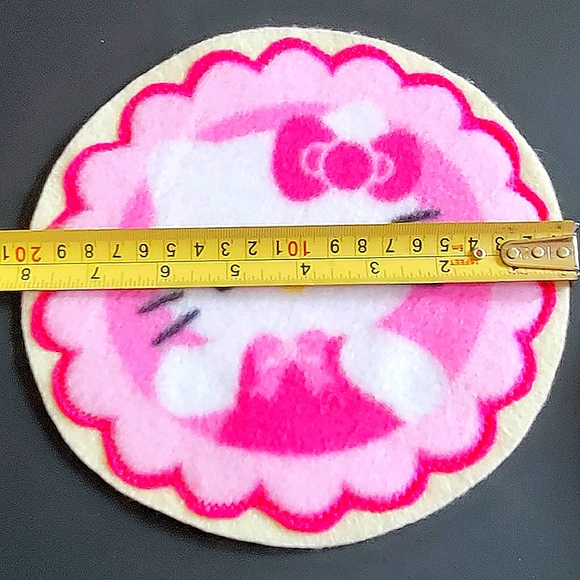 NEW Lot of 2 Hello Kitty Patches/Emblems/Appliqués! Rare Ones! Sew-On - Picture 3 of 8